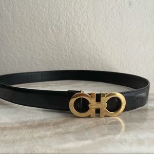 Salvatore Ferragamo Womens Gold Tone Black Leather Waist Belt - Small
